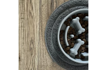 Suport dublu pentru boluri