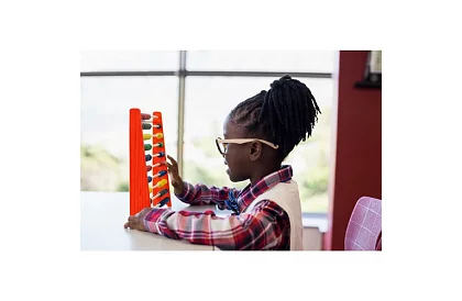 Război de numărat cu mărgele din lemn pentru copii